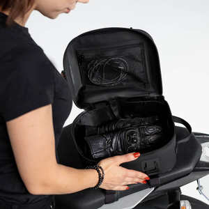 Leyi Accessoires de vélo avec logo personnalisé Sac de moto, Boîte de moto étanche et durable 45L, Sac de casque de moto Tai - Product Image 6