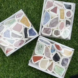 Hotsale Natuurlijke Genezende Kristallen Steen Ruwe Ruwe Edelsteen Minerale Exemplaren Doos Voor Cadeau