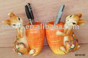 Ornement lapin en résine - Product Image 1