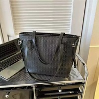 Nouveauté Sac fourre-tout grande capacité en PU avec fermeture éclair, sac à main décontracté et élégant à motif losanges pour femme, sac de shopping uni en PU pour femme