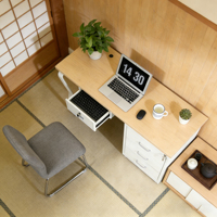 Meubles de bureau commerciaux modulaires modernes et simples, bureau debout en panneaux de bois massif, pieds papillon, structure en acier pour le personnel de direction