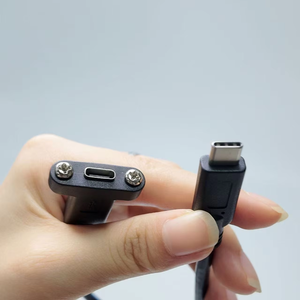 工厂定制 USB Type C 公对母面板安装式延长线，双螺丝锁紧，OEM ODM，低起订量 - Product Image 1
