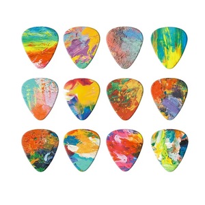 Juego de 10 Púas de Guitarra Coloridas, Plectros de Ukelele Pintados a Mano con Diseños Artísticos, Accesorios para Guitarra y Bajo - Product Image 3
