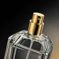 Flacon de parfum en verre transparent, 50 ml, 100 ml. Flacon de parfum luxueux vide avec couvercle doré, logo et emballage personnalisés