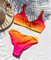 MLY Effen Kleur Gedraaide Sexy Strandkleding Thong Push-up Badkleding Dames Zwempak Push-up Micro String Hoge Taille Bikini Set