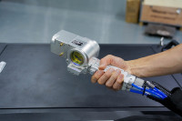 Machine de nettoyage au laser pulsé industriel 1000W, refroidissement par eau, laser à fibre, élimination de la rouille, de la peinture et de l'oxyde pour le métal