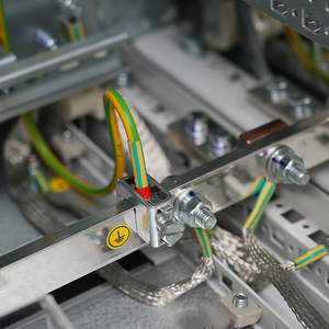 ตู้ควบคุมไฟฟ้า IP54 แบบครบวงจร พร้อมตู้ควบคุมความถี่แปรผัน VFD - Product Image 3