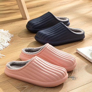 Nouvelles pantoufles décontractées d'extérieur pour femmes, style tendance, à bout fermé, avec semelle intérieure en peluche douce et chaude pour l'hiver, sabots pour dames - Product Image 6