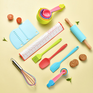 ชุดอบขนมเด็ก19ชิ้นเครื่องครัวซิลิโคนรวมทั้งที่ขูดและถ้วยตวงเหมาะสำหรับการอบขนม - Product Image 2