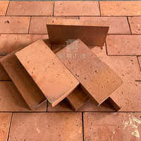 Briques d'angle creuses frittées sur mesure résistantes aux acides pour la décoration de façades extérieures d'hôtels