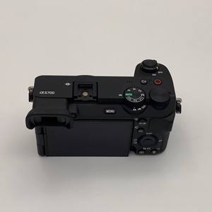กล้องมิเรอร์เลส Sony A6700 มือสองคุณภาพสูง บันทึกวิดีโอ 4K HD กล้องดิจิตอลระดับมืออาชีพ - Product Image 3
