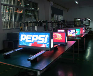 Affichage LED extérieur couleur pleine P2.5, étanche IP65, pour signalisation automobile et publicité sur le toit de taxi - Product Image 5