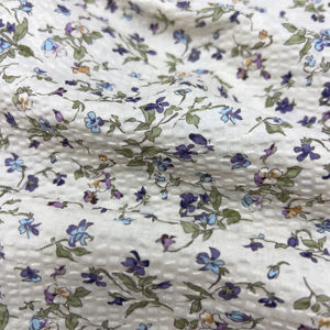 Tissu Seersucker 100% Coton Imprimé Floral Fin 80GSM 80S Violet Bleu Léger Respirant En Stock Vente en Gros pour Robe - Product Image 1