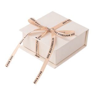 Wholesale Craft Paper <b>Small</b> pink Jewelry <b>Box</b> Custom Fancy Luxury <b>Small</b> Jewelry <b>Packaging</b> <b>Box</b> With Logo - Product Image 4