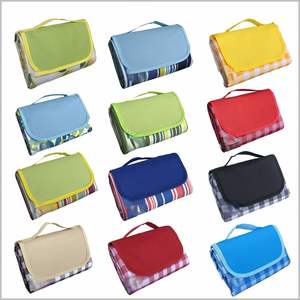 Tapis de pique-nique promotionnel en tissu Oxford 600D résistant à l'humidité, avec logo imprimé, en stock, livraison directe du fabricant - Product Image 2