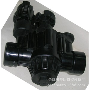 Válvula Solenoide Inteligente de Control Automático para Riego de Espacios Verdes, con Revestimiento de Goma, Tipo Normalmente Cerrado - Product Image 1