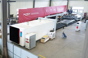 Machine <span class=keywords><strong>de</strong></span> découpe laser à fibre DXTECH 12KW tout-en-un entièrement fermée avec chargement et déchargement automatiques - Product Image 2