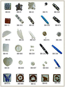 Boutons perlés écologiques polis en corne animale, 2 trous, dos plat, design rond/rectangulaire, tailles assorties - Product Image 5