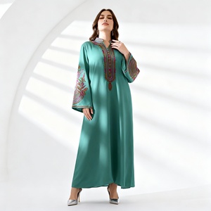 Abaya Elegante de Poliéster Bordada Personalizada de Primera Calidad al por Mayor para Mujeres Musulmanas, Vestido de Fiesta - Product Image 2