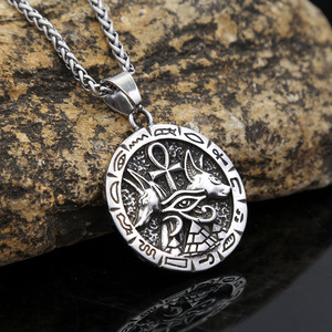 Yunnique – collier avec pendentif animal en acier inoxydable pour hommes, design tête de loup Viking, bijoux cadeau, chaîne 3.0x60CM - Product Image 1