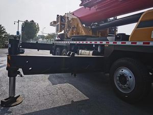 עגורני משאית מותג העליון <span class=keywords><strong>70</strong></span> טון איכות פרימיום <span class=keywords><strong>70</strong></span> טון stc700c5 עגור משאית בנייה - Product Image 2