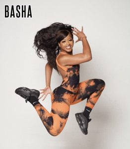 CuBASHAsports Stomize ukuran Plus wanita dicetak Gym kebugaran Yoga Bodysuit silang belakang kompresi satu bagian pengangkat bokong - Product Image 6