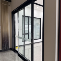 Puerta Corredera de Aluminio con Marco Delgado, Doble Acristalamiento, Construcción Resistente, Drenaje Oculto, Rodillos Silenciosos, Ideal para Jardín y Hotel