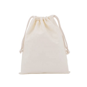 Pochette cadeau en toile de coton bio recyclé, fond plat, sac à cordon doux et organique avec poignée en corde, personnalisable - Product Image 2