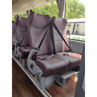 Bus de transport luxueux, spacieux et confortable de 70 places avec toit surélevé pour les voyages de passagers et le tourisme de groupe