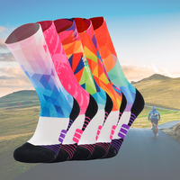 Chaussettes de compression d'équipage imprimées personnalisées à fond éponge à la mode OEM à haute élasticité