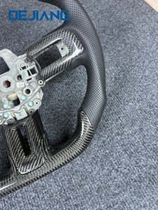Volant sport en cuir perforé en fibre de carbone noir en forme de D, vente directe d'usine, adapté aux Ford <span class=keywords><strong>Mustang</strong></span> <span class=keywords><strong>GT</strong></span> 2011-<span class=keywords><strong>2014</strong></span> - Product Image 4