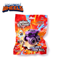 Voiture Monster Truck de collection en plastique, pack surprise, à rétrofriction, pour cascades et tout-terrain, avec lanceur manuel, cadeau de fête pour enfants