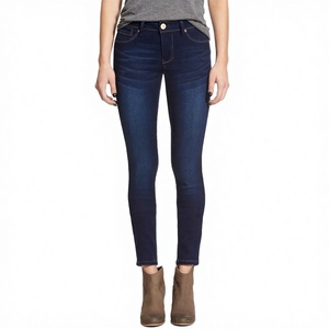 กางเกงยีนส์ทรงสกินนี่เอวสูง ดีไซน์ขาดๆ แบบวินเทจ สำหรับฤดูหนาว เหมาะสำหรับใส่ได้ทั้งแบบเป็นทางการและลำลอง เป็นมิตรต่อสิ่งแวดล้อม ระบายอากาศได้ดี ช่วยกระชับหน้าท้อง - Product Image 3