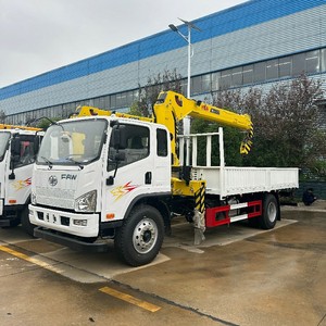 Camion grue à flèche droite FAW 4X2 5 tonnes |   4x2 avec stabilisateurs à vendre - Product Image 1