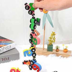 Tren de números magnéticos con bolas de madera, juguete educativo de 12 vagones para niños pequeños de 1 a 3 años, aprendizaje de matemáticas - Product Image 4