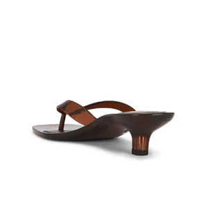 Sandales à talons confortables pour femme, style <span class=keywords><strong>mule</strong></span> tendance avec semelle extérieure en caoutchouc, tige en PVC et bride à rivets, idéales pour l'été - Product Image 3