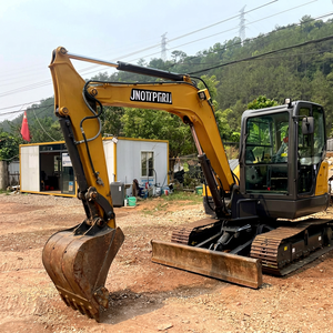 Miniexcavadora de cadenas de 5.75 toneladas de alta calidad, marca china famosa, modelo XE55GA, con piezas de repuesto completas para proyectos de ingeniería. - Product Image 1