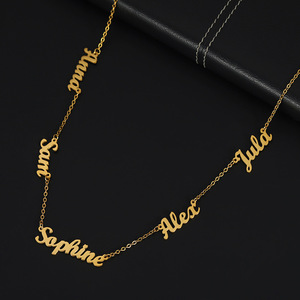 Collar de Oro Personalizado, Cadena de Eslabones Chapada en Oro de 18K, Collar con Colgante de Letra de Acero Inoxidable con Nombre Personalizado - Product Image 4