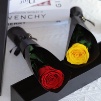 Rose éternelle unique faite à la main, préservée, dans une boîte cadeau en PVC noir avec fenêtre, cadeau idéal pour la Saint-Valentin, la fête des mères, un anniversaire