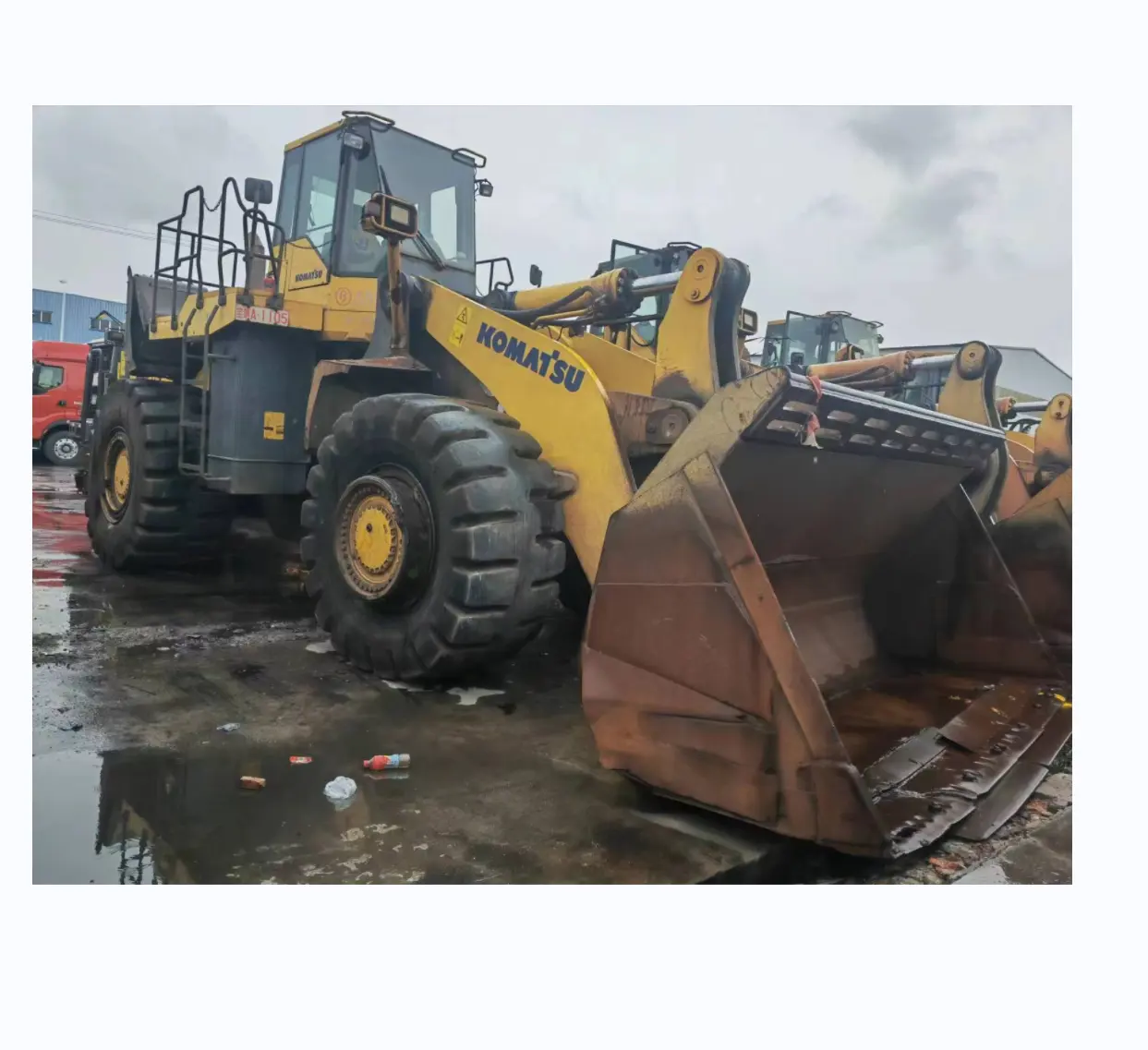 Venda quente de carregadeira frontal usada Komatsu WA600-6 preço de carregadeira de rodas para venda