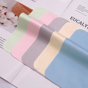 Vente en gros directe de chiffons de nettoyage pour <span class=keywords><strong>lunettes</strong></span> en fibre fine cinq couleurs, personnalisables avec le <span class=keywords><strong>nom</strong></span> du magasin, Chine - Product Image 4