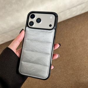 Custodia per telefono personalizzata stampata in finta pelliccia di pony, antiurto e imbottita per iPhone 14 16 17 Pro - Product Image 6