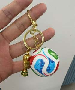 Porte-clés Coupe du Monde de Football 2026 États-Unis Canada Mexique – Décoration Exquise, Trophée Souvenir, Cadeau pour Hommes et Femmes - Product Image 1