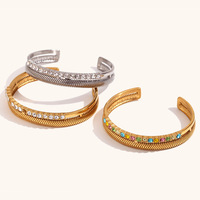Dames armband met dubbele laag, zirkoon-ingelegd fruitpatroon, open manchet, roestvrij staal, verguld, vintage cadeau sieraden