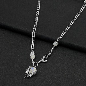Hot Selling Exquisite Niche Design <b>Titanium</b> Steel Pendant Necklace Light Luxury Unisex's Necklaces Fashion Jewelry Wholesale - Product Image 3