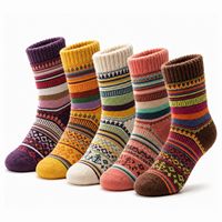 Nouvelles chaussettes mi-mollet en laine de lapin pour femme, style japonais rétro artistique, rayées et colorées, collection automne/hiver