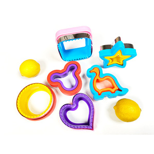 Heart-shaped Toast Sandwich Bread Cutting Mold-Baking Mold for Breakfast <b>Tools</b> (Model E4011) - Product Image 2