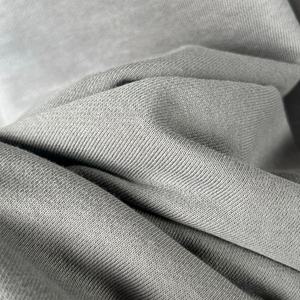 เสื้อสเวตเชิ้ตมีฮู้ดทรงโอเวอร์ไซส์ไล่เฉดสีสำหรับผู้ชาย รุ่น Y2K สไตล์สตรีทเรโทร  เป็นตัวเลือกที่สมบูรณ์แบบสำหรับการพักผ่อนแบบล้ำสมัย - Product Image 4