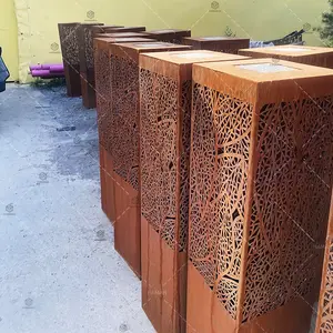 Decoración Caja de luz personalizada Lámpara solar Poste Jardín Venta caliente Luz Corten Acero