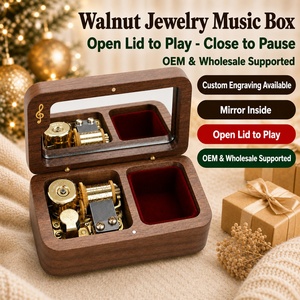 Boîte à <span class=keywords><strong>musique</strong></span> en bois de noyer avec mouvement Sankyo, couvercle miroir, plateaux en velours, manivelle manuelle, 18 sons, boîte cadeau, vente en gros OEM - Product Image 1
